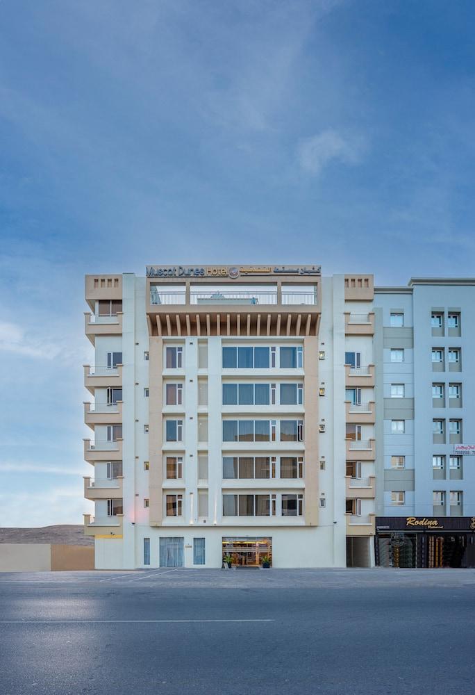 Centara Life Muscat Dunes Hotel Экстерьер фото
