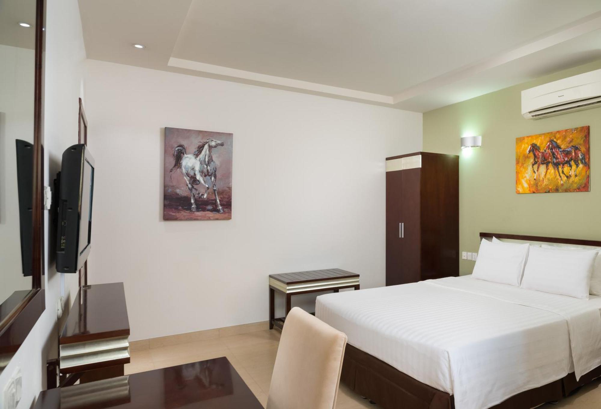 Centara Life Muscat Dunes Hotel Экстерьер фото