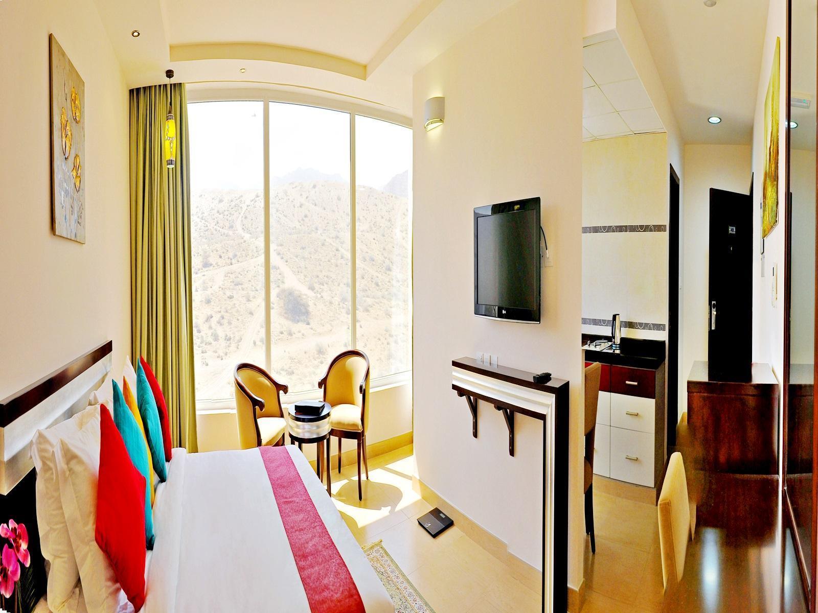 Centara Life Muscat Dunes Hotel Экстерьер фото